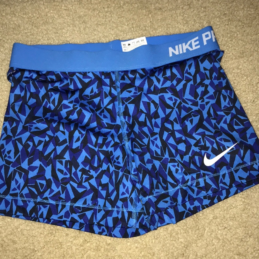 Nike pro shorts blue!